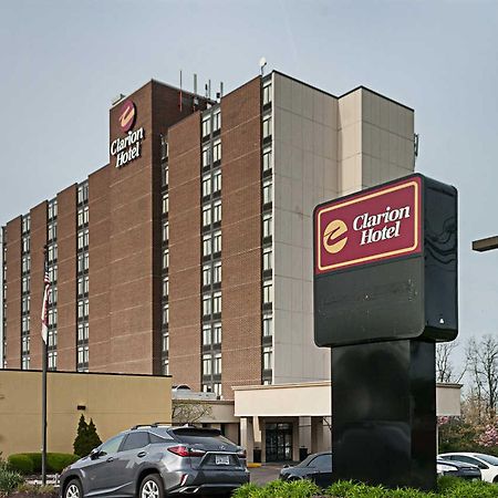 Clarion Hotel Cincinnati North Esterno foto